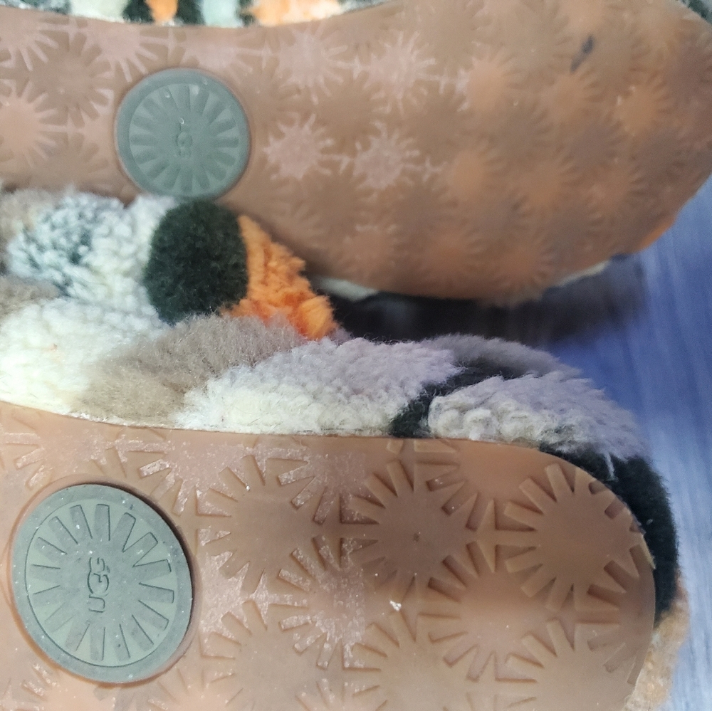 Ugg Fluff Yeah - image 6